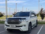 Toyota Land Cruiser 2016 годаүшін33 000 000 тг. в Шымкент