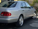 Mercedes-Benz E 430 1999 годаfor5 500 000 тг. в Шымкент – фото 3