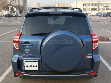 Toyota RAV4 2012 года за 9 000 000 тг. в Алматы – фото 17