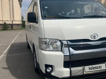 Toyota Hiace 2016 года за 13 200 000 тг. в Алматы – фото 27