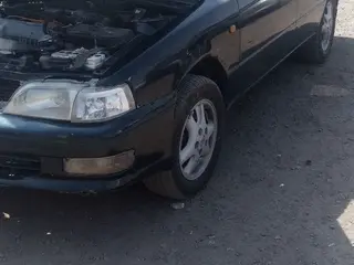 Toyota Vista, 1995