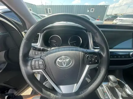 Toyota Highlander 2014 года за 13 380 700 тг. в Алматы – фото 11