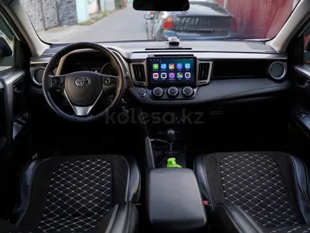 Toyota RAV4 2016 года за 12 220 000 тг. в Алматы – фото 16