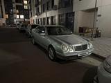 Mercedes-Benz E 240 1996 года за 2 000 000 тг. в Алматы