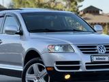 Volkswagen Touareg 2004 года за 6 100 000 тг. в Алматы – фото 4