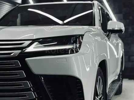 Lexus LX 600 2022 года за 69 900 000 тг. в Алматы – фото 4