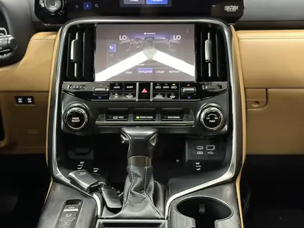 Lexus LX 600 2022 года за 69 900 000 тг. в Алматы – фото 18