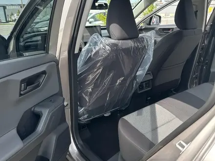 Toyota RAV4 Comfort 2026 года за 21 990 000 тг. в Кокшетау – фото 19