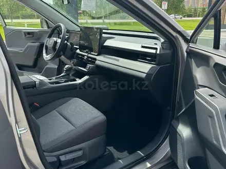 Toyota RAV4 Comfort 2026 года за 21 990 000 тг. в Кокшетау – фото 21