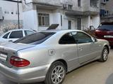 Mercedes-Benz CLK 320 1998 года за 1 250 000 тг. в Уральск – фото 4