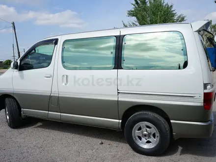 Toyota Grand Hiace 2000 года за 8 900 000 тг. в Алматы – фото 6