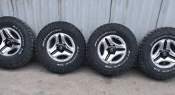 Б. У Оригинальные диски от Прадо 95 с шинами BFGoodrich All-Terrain за 500 000 тг. в Алматы