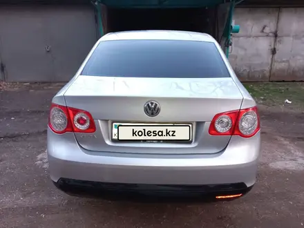 Volkswagen Jetta 2007 года за 4 500 000 тг. в Шымкент – фото 4
