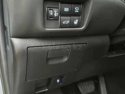 Toyota Highlander 2020 года за 23 700 000 тг. в Алматы – фото 12