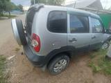 Chevrolet Niva 2011 года за 2 000 000 тг. в Уральск – фото 3