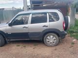 Chevrolet Niva 2011 года за 2 000 000 тг. в Уральск – фото 4