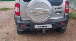 Chevrolet Niva 2011 года за 1 650 000 тг. в Уральск – фото 2