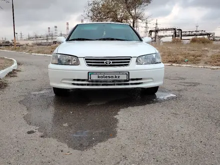 Toyota Camry 2000 года за 4 400 000 тг. в Актау – фото 5