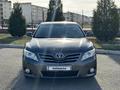 Toyota Camry 2010 года за 8 300 000 тг. в Тараз – фото 2