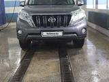 Toyota Land Cruiser Prado 2016 годаfor18 900 000 тг. в Актобе