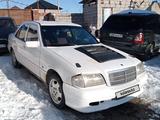 Mercedes-Benz C 200 1995 года за 1 350 000 тг. в Шымкент