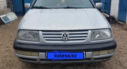 Volkswagen Vento 1993 года за 1 700 000 тг. в Семей