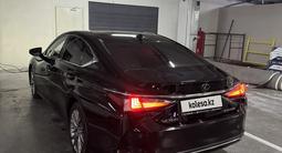 Lexus ES 200 2021 годаүшін21 000 000 тг. в Алматы – фото 4