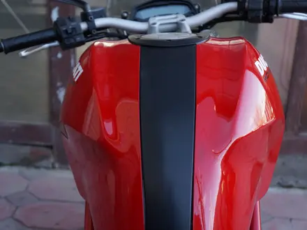 Ducati  MONSTER M796A 2010 года за 2 790 000 тг. в Шымкент – фото 18