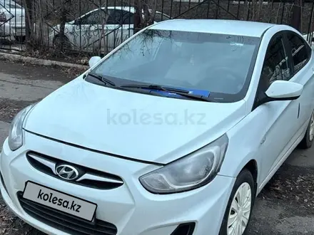 Hyundai Accent 2012 года за 3 600 000 тг. в Астана – фото 2