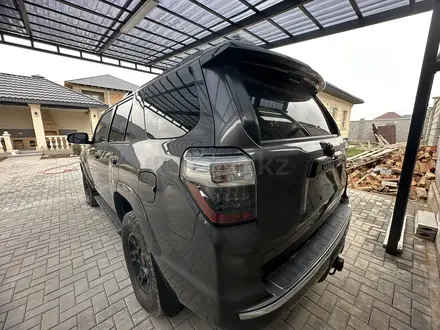Toyota 4Runner 2021 годаүшін22 000 000 тг. в Алматы – фото 2