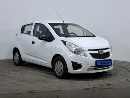 Chevrolet Spark 2013 года за 2 490 000 тг. в Астана – фото 3