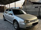 Volkswagen Golf 2001 годаүшін2 900 000 тг. в Тараз