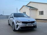 Kia Rio 2021 года за 6 590 000 тг. в Атырау – фото 4