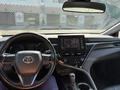 Toyota Camry 2023 года за 11 900 000 тг. в Актобе – фото 7