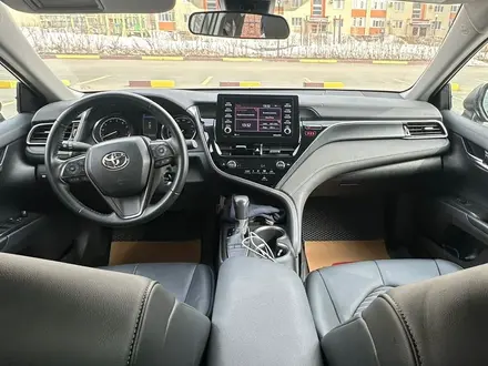 Toyota Camry 2023 года за 11 900 000 тг. в Актобе – фото 8