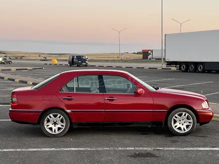 Mercedes-Benz C 200 1994 года за 2 150 000 тг. в Астана – фото 5