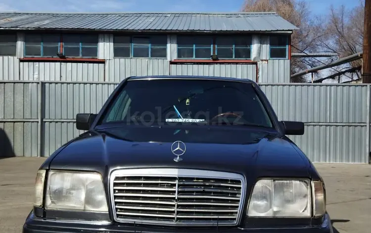 Mercedes-Benz E 220 1995 годаүшін2 300 000 тг. в Талдыкорган