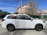 Mitsubishi Outlander 2022 годаүшін12 113 036 тг. в Атырау – фото 2