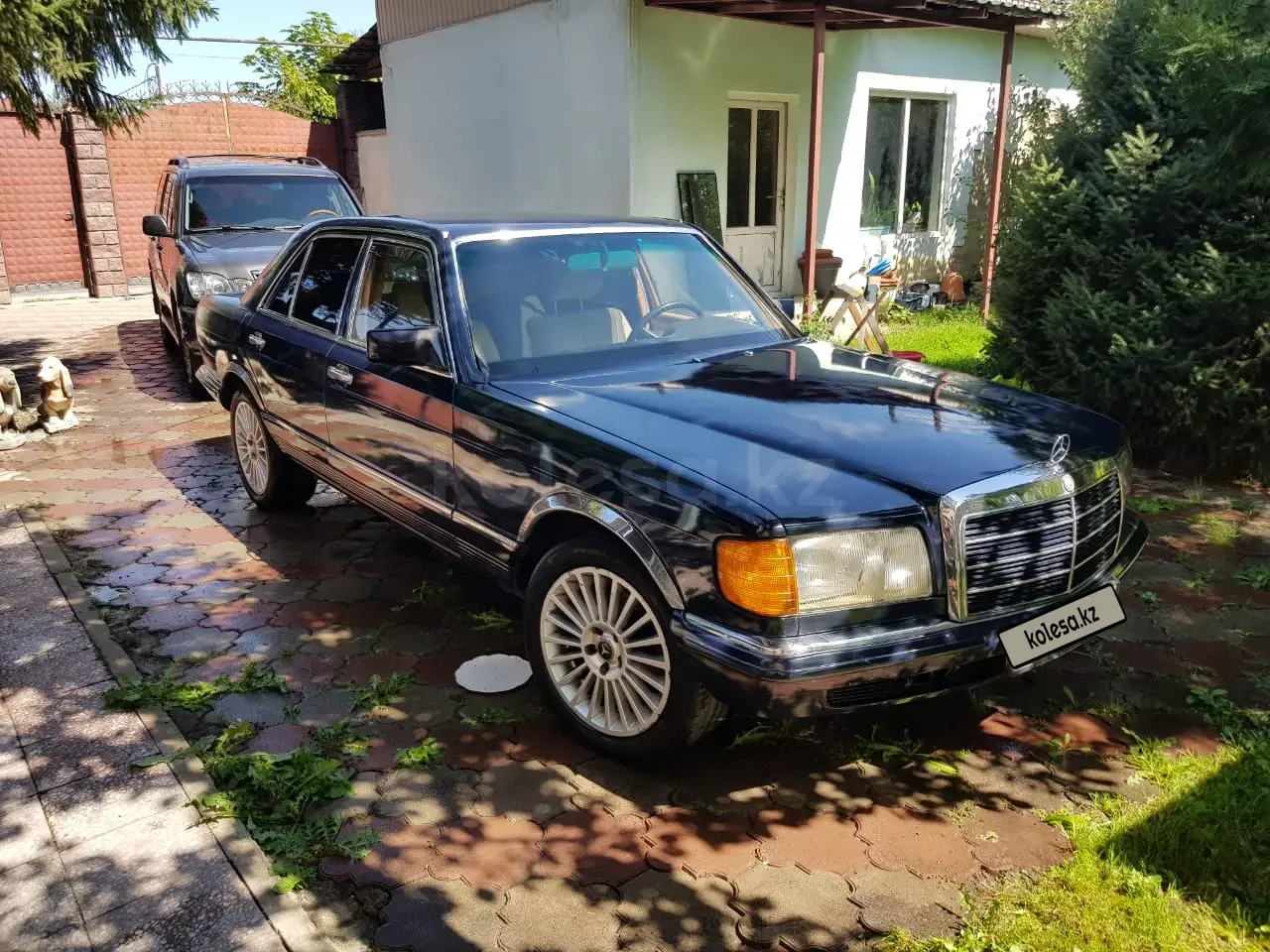 Mercedes-Benz S-Class, 1985