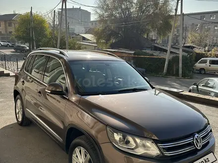 Volkswagen Tiguan 2014 года за 8 000 000 тг. в Алматы – фото 10