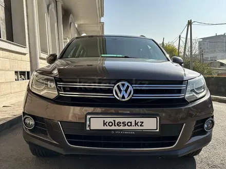 Volkswagen Tiguan 2014 года за 8 000 000 тг. в Алматы – фото 15