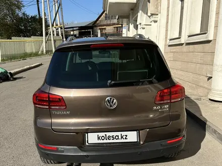 Volkswagen Tiguan 2014 года за 8 000 000 тг. в Алматы – фото 6