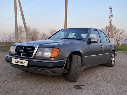 Mercedes-Benz E 230 1990 года за 1 600 000 тг. в Алматы – фото 2