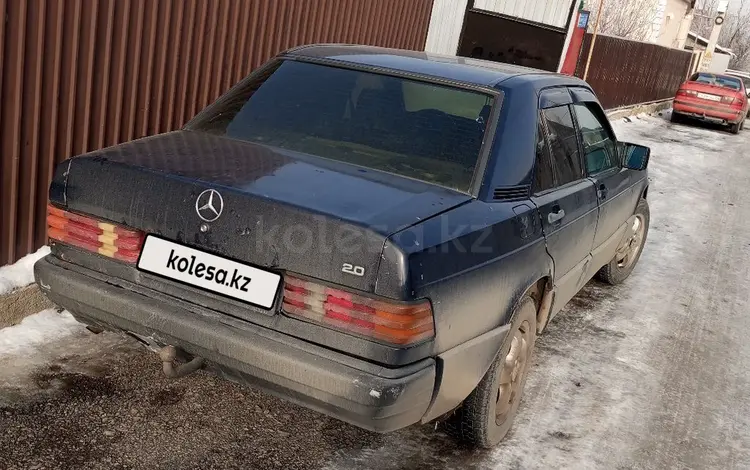 Mercedes-Benz E 200 1996 года за 700 000 тг. в Алматы