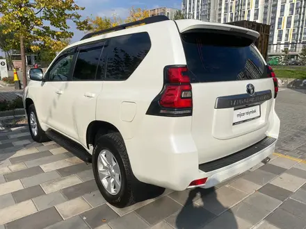 Toyota Land Cruiser Prado 2022 года за 24 500 000 тг. в Алматы – фото 11