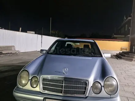 Mercedes-Benz E 280 1996 года за 1 600 000 тг. в Кызылорда