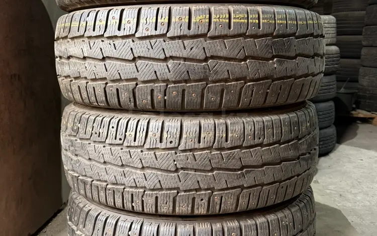 235/65r16c Michelin шипованые за 130 000 тг. в Алматы
