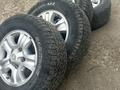 Комплект с дисками 265/65/17 за 300 000 тг. в Кызылорда