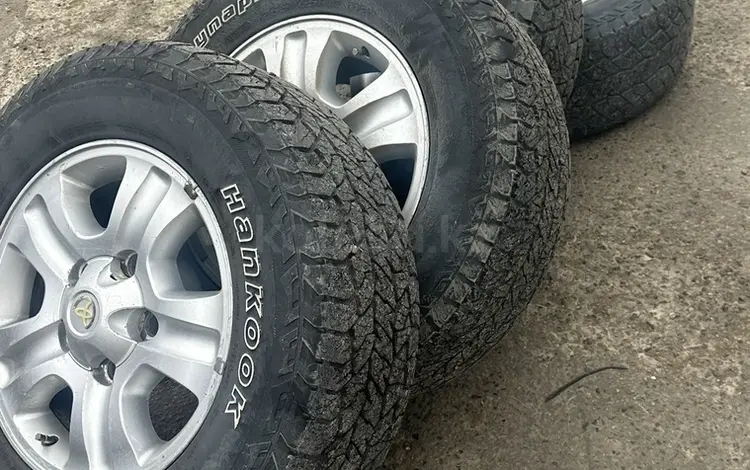 Комплект с дисками 265/65/17 за 300 000 тг. в Кызылорда
