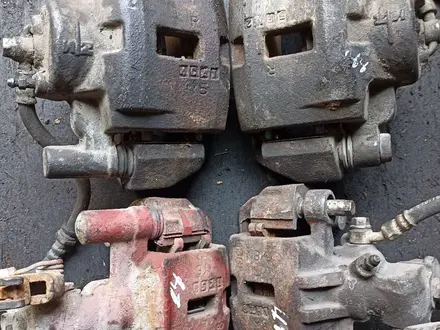 Суппорт Мазда Кронос за 15 000 тг. в Алматы